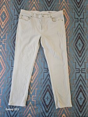 Faherty Cream Straight Jeans